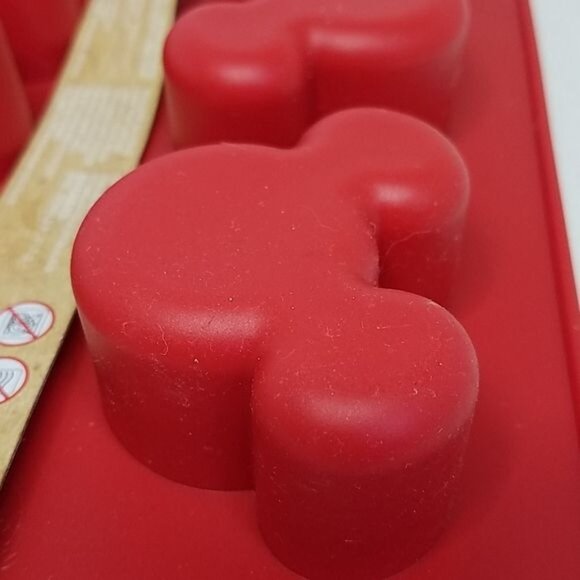 Disney Mickey Mouse Head Shape Baking Mold Silicone Pan Dish RED MUFFINS CUPCAKE - Picture 5 of 7